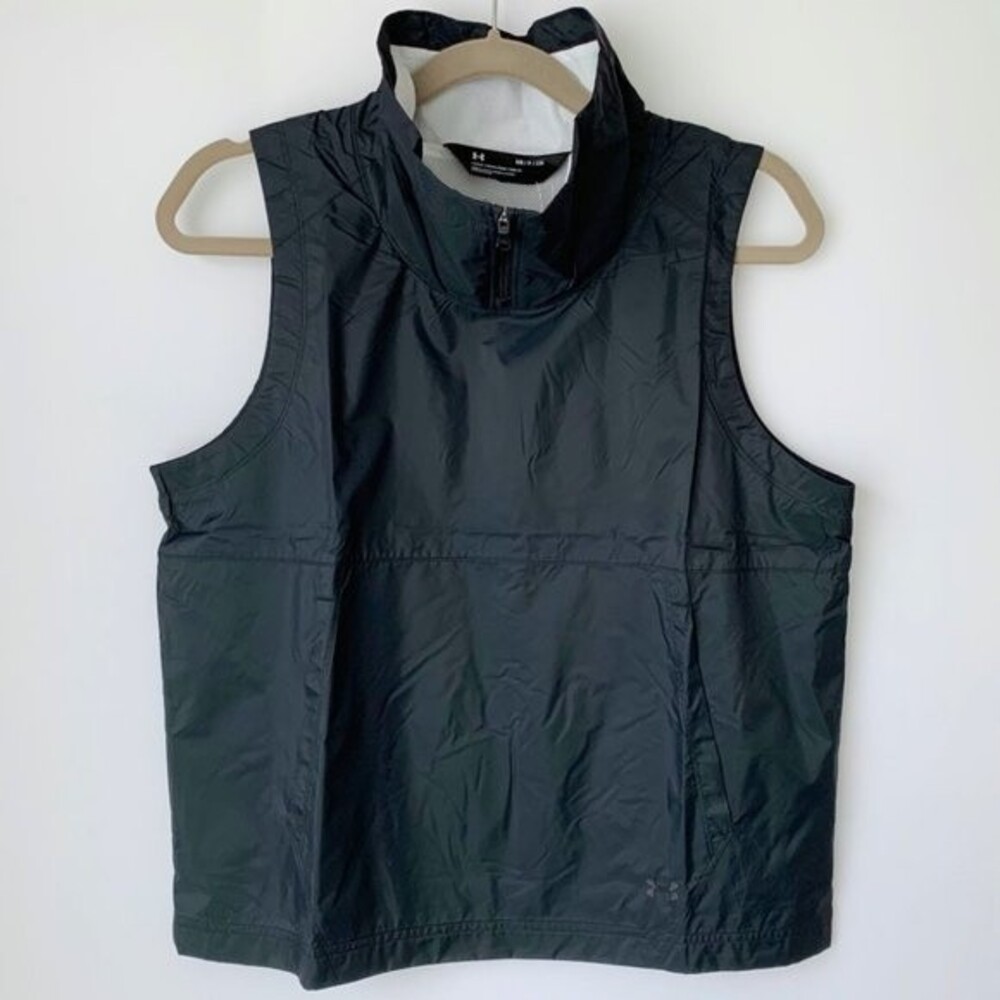 Under Armour New Black Loose Fit Zip Vest S